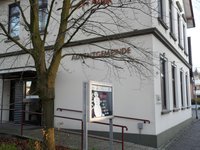 Eingangsbereich des Gebäudes der Adventgemeinde in der Rosenstraße in Delmenhorst